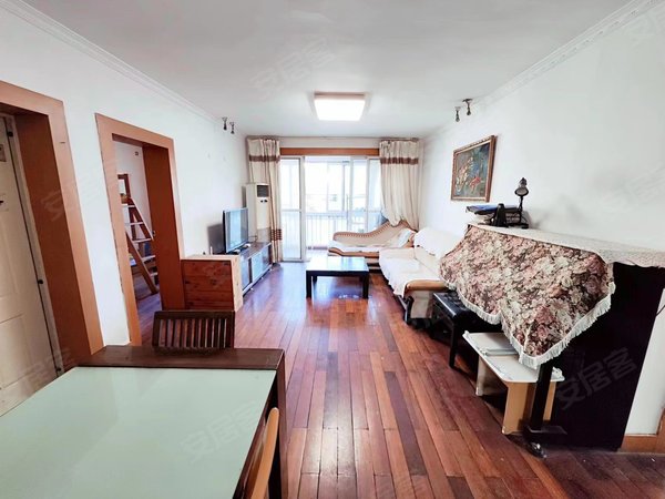 上海闵行颛桥银桥花园银桥花园!可以年后起租!可以办居住证!