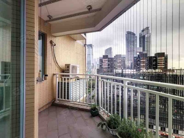 深圳福田香蜜湖香荔花园馨苑香荔花园馨苑 3室2厅2卫 电梯房 118平 精