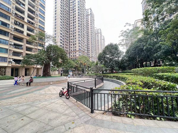 惠州博罗石湾皇庭壹号公馆皇庭壹号公馆 精装两房 拎包入住 新城区中