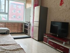 吉林昌邑松江松江热电，四中对面，多层二楼，屋内设施齐全，拎包入住出租房源真实图片