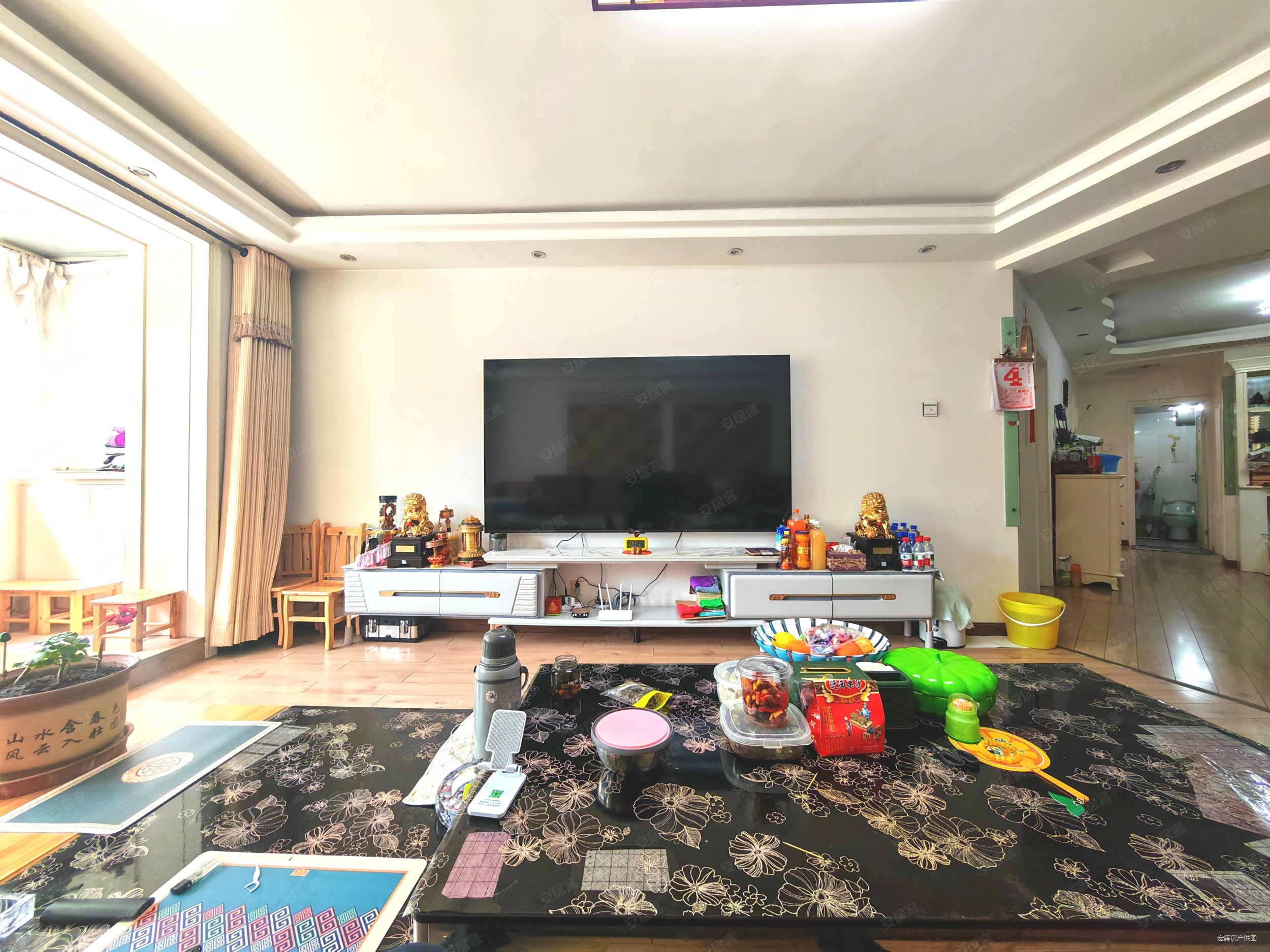 龙源叠翠3室2厅2卫147.81㎡南北76万