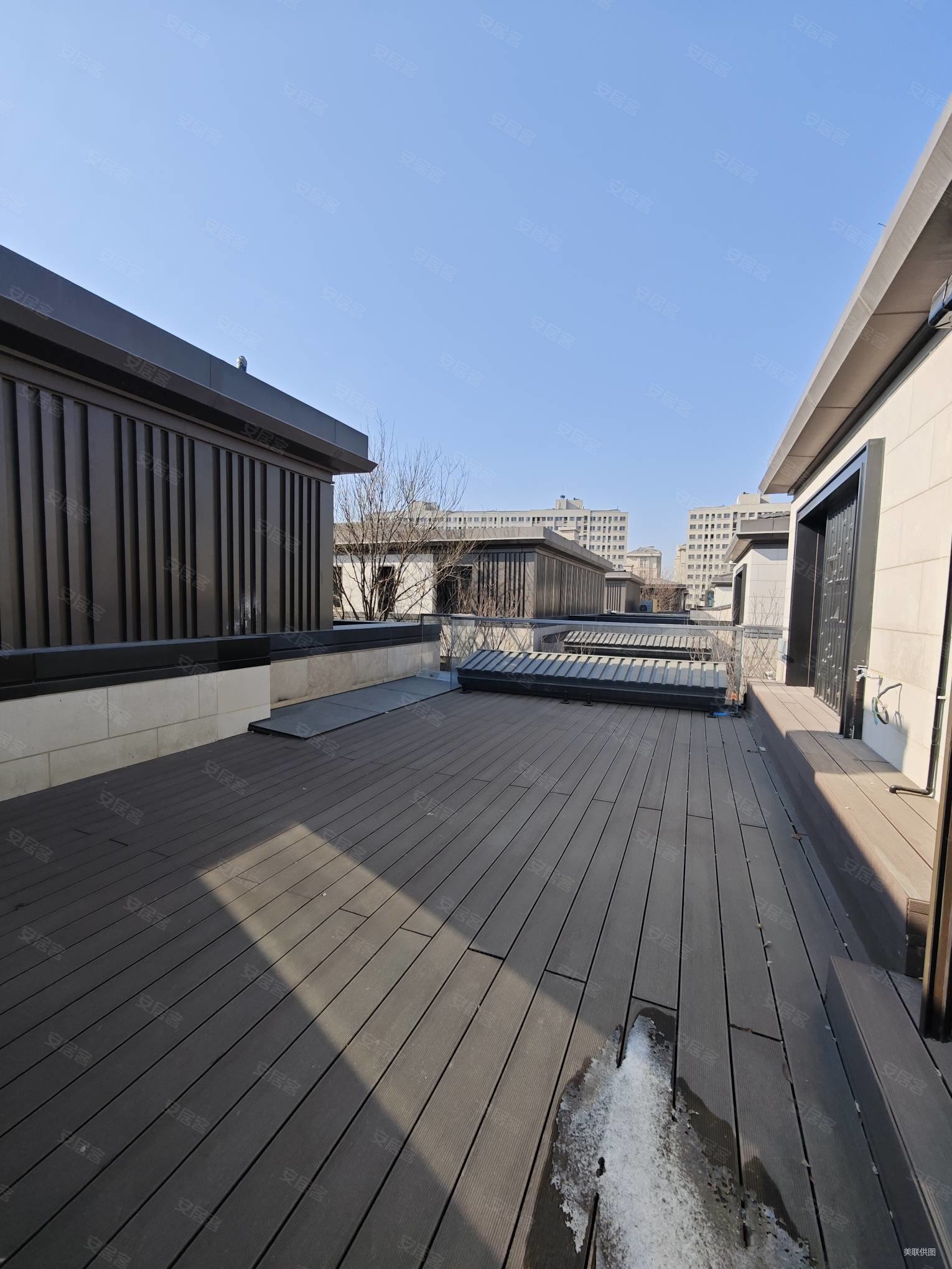 中粮瑞府3室2厅3卫850㎡南北7150万