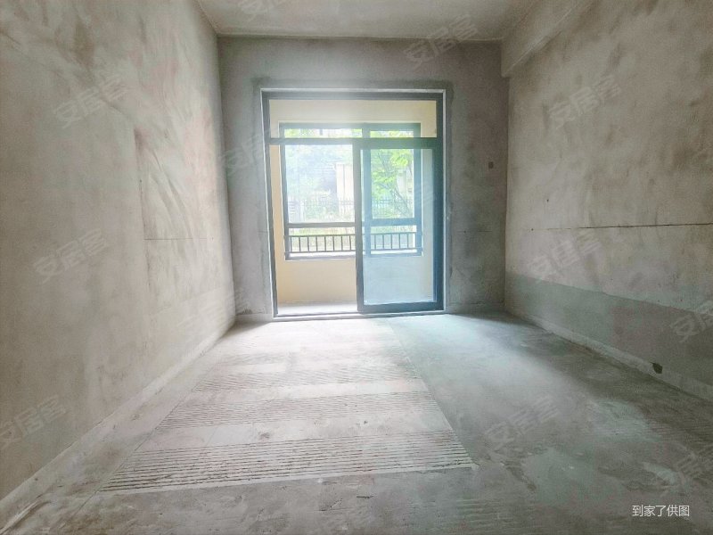 龙湖下叠一楼带花园 渎珊瑚 中小 随时看房,龙湖康田麓宸澜山樾二手房