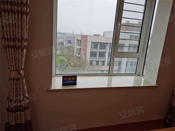 【多图】城中城悦景,城阳周边租房,城中城悦景 3室2厅2卫 电梯房 精