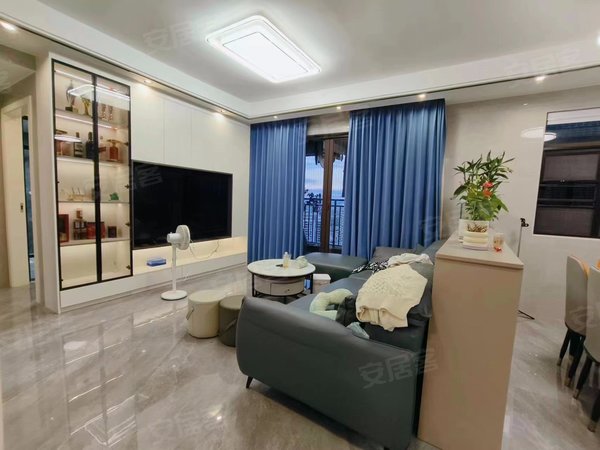 惠州博罗园洲信鸿广场信鸿广场二期高层南北通三房出租1800出租房源