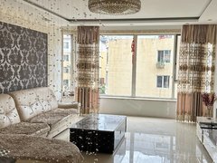 通化东昌西山体育场民主路嘉乐迪附近，1500包取暖物业费，步梯5楼，115平，出租房源真实图片