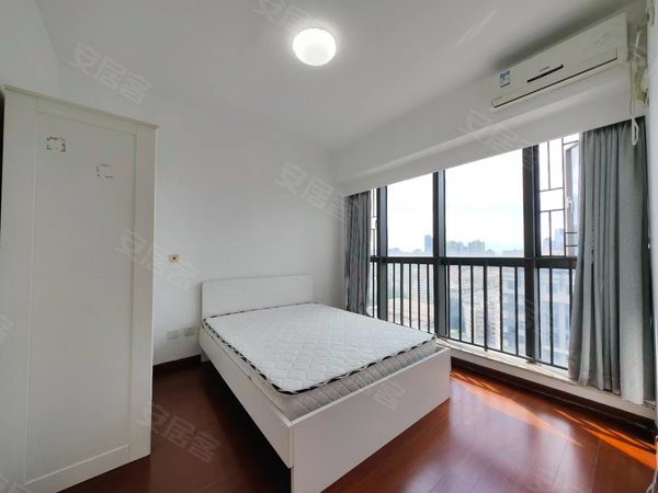 深圳南山南油南园枫叶公寓南山中心区 精装三房两厅一卫 层高景靓
