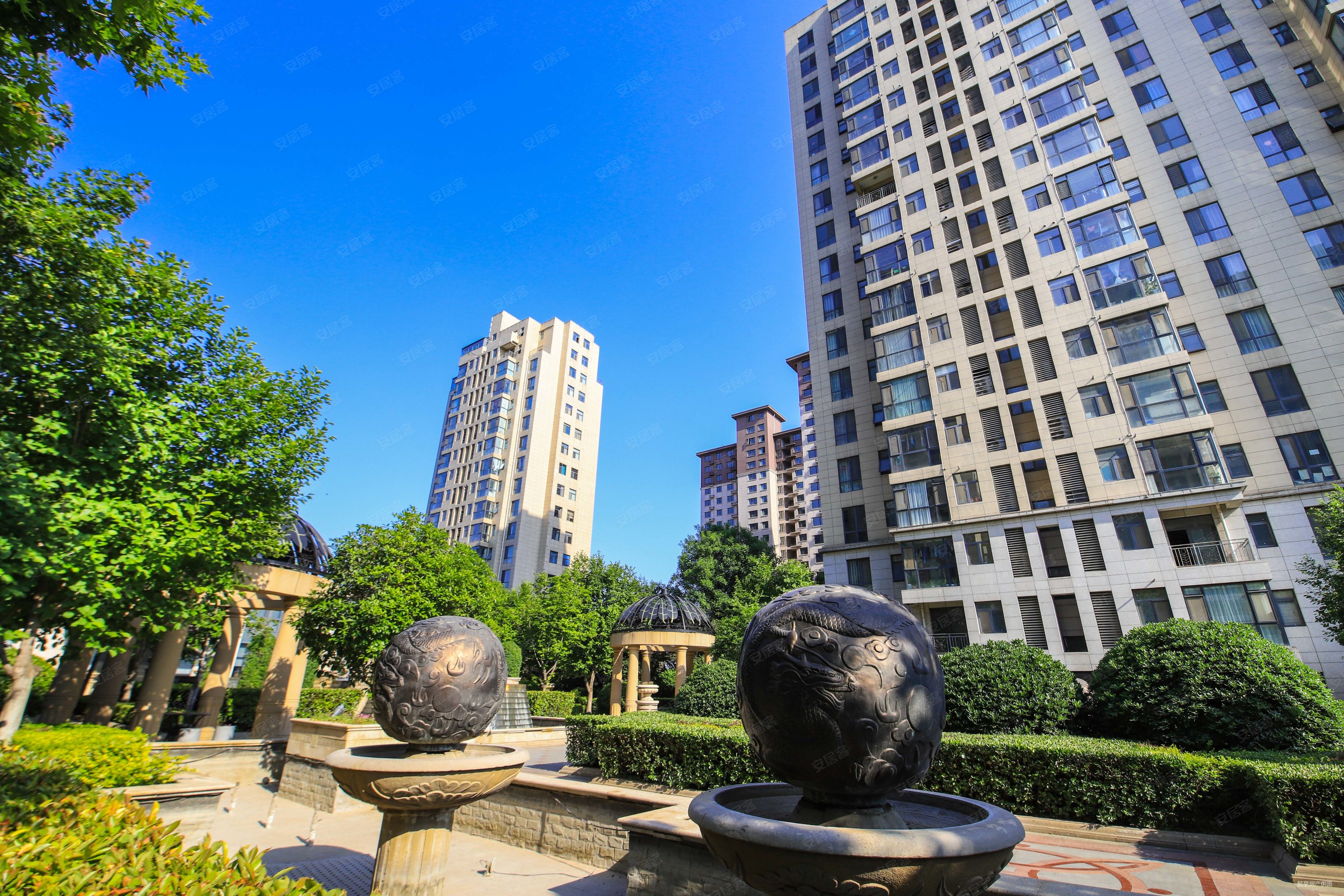 京熙帝景达园4室2厅3卫157㎡南北158万