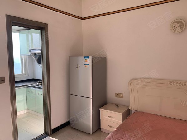 重庆渝北鸳鸯西部建材城公寓鸳鸯西部建材城 精装修单配 电梯房家电