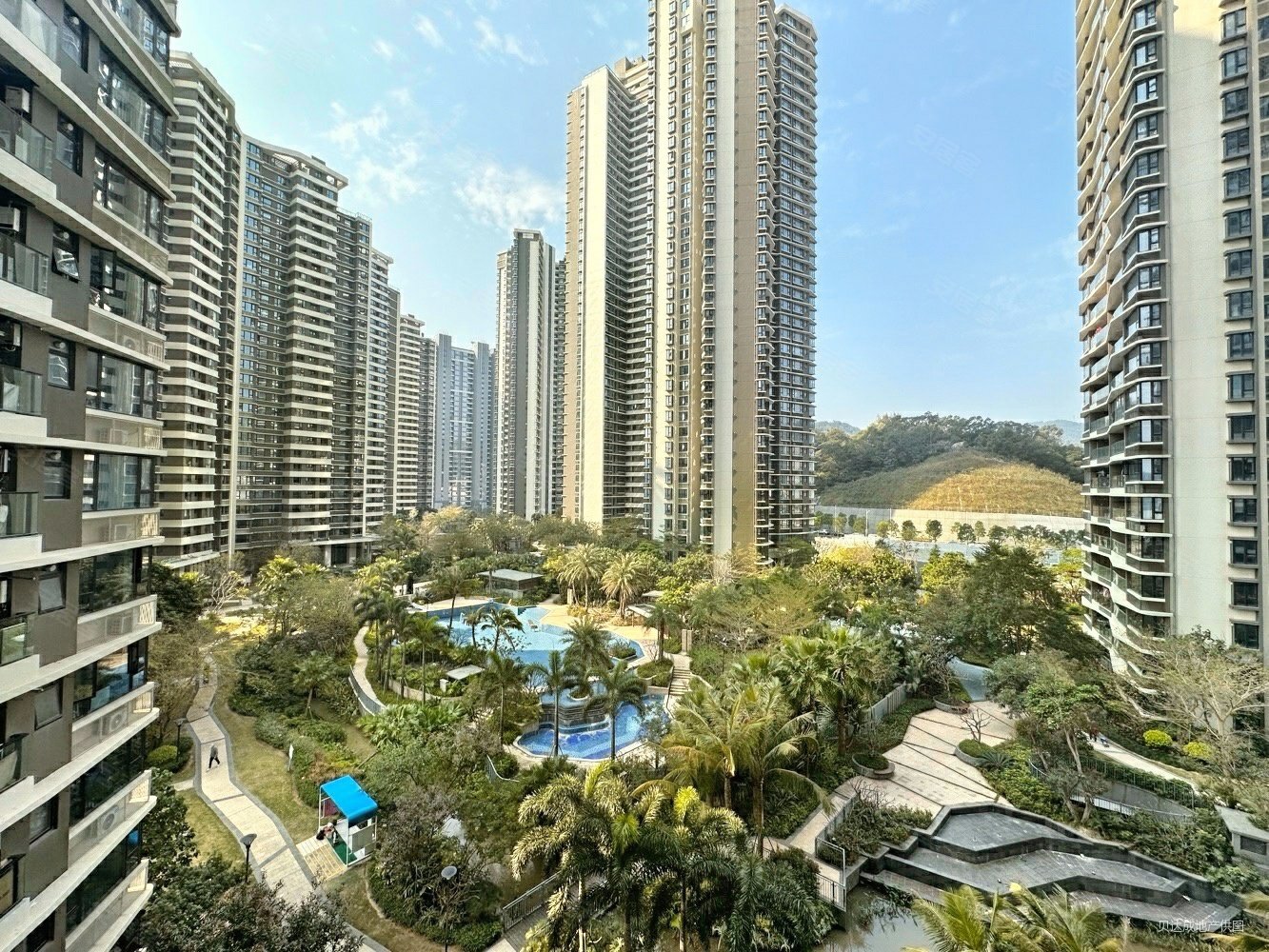 看海景三房两卫精装对流通透近横琴近澳门华发峰景湾