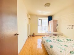 北京朝阳华威桥十里河北工大周庄D区精装主卧朝南带飘窗三家住电梯楼密码锁全齐出租房源真实图片