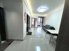 信阳平桥平中大街付款方式灵活伍号公馆精装二居室干净整洁拎包入住出租房源真实图片