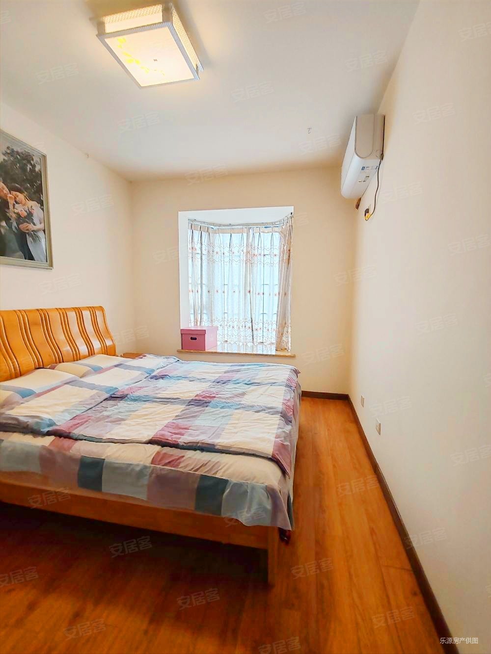 博雅新城e区3室1厅1卫140㎡南北105万