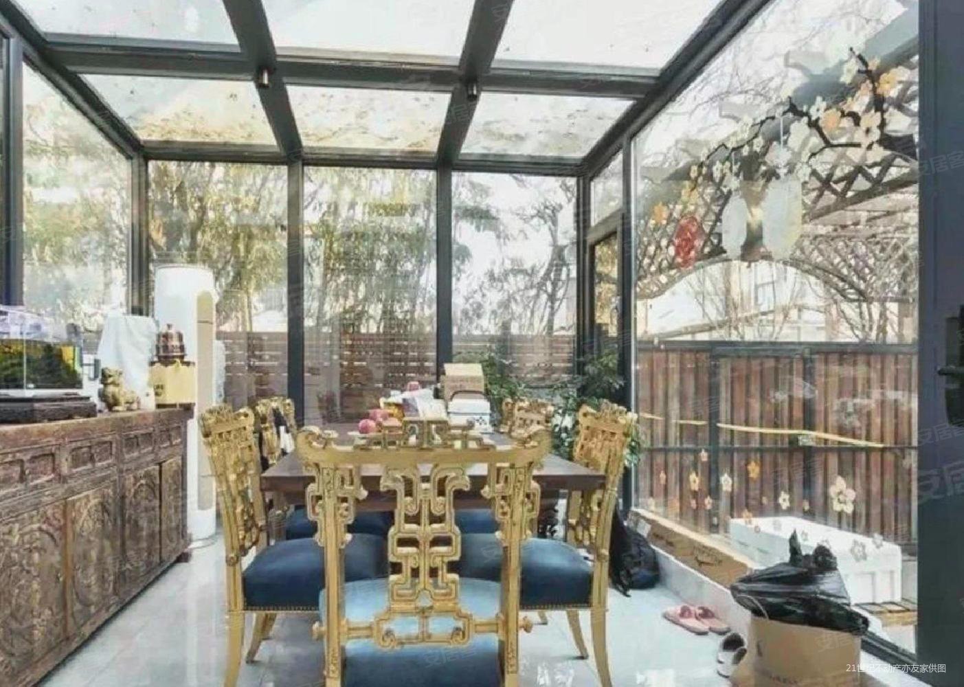 一栋洋房4室2厅3卫175㎡南北800万