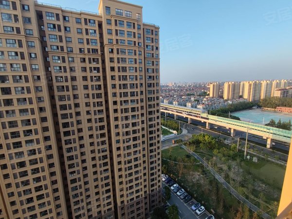 上海浦东三林东方康安家园房东急租,无任何费用,押一付一,朝南主卧