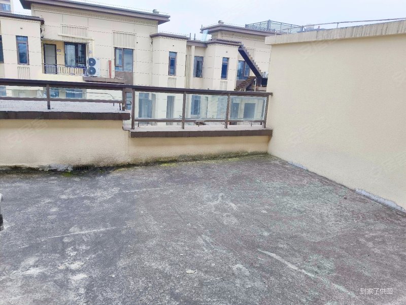 上下三层 带3个露台 上叠赠送 多,泷悦华府(一期)二手房,210万,3室2厅