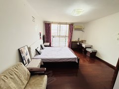 青岛崂山浮山前南向主卧有独卫 嘉泰小区 海川路地铁口 海信国际 保利 极地出租房源真实图片