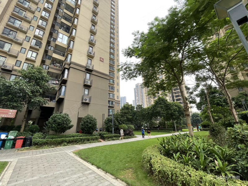 东莞房产网>东莞二手房>大朗二手房>体育馆二手房>万科中央公园>800