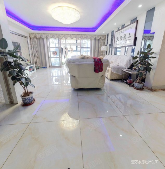 大五房豪装大平层中央空调地暖大厨房,九方城天玺二手房,650万,5室2厅