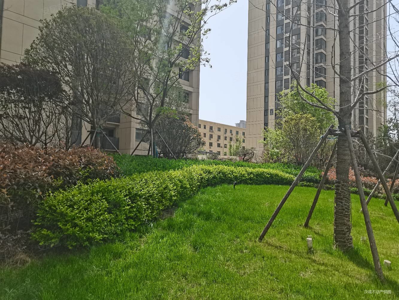 领航尚宸3室2厅2卫101㎡南北109万