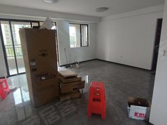 顺德龙江盈信城市广场全新未住过的 会配齐家具电器 东投龙安府3房仅2800包物业出租房源真实图片