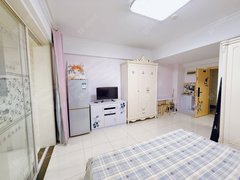 常州武进湖塘吾悦广场(商住楼) 1室1厅1卫 50平 押一付一 包物业出租房源真实图片