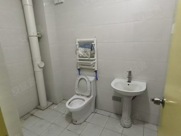聊城东昌府新区政府望岳雅园望岳雅园合租才260,摩天轮古楼景区植物园东门附近,可短租出租房源真实图片