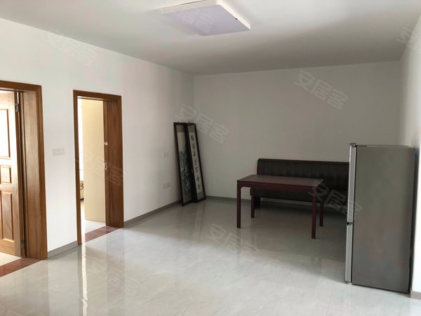 无锡宜兴宜城临溪花园万达八佰伴东氿小学临溪花园3楼3室配套全小区