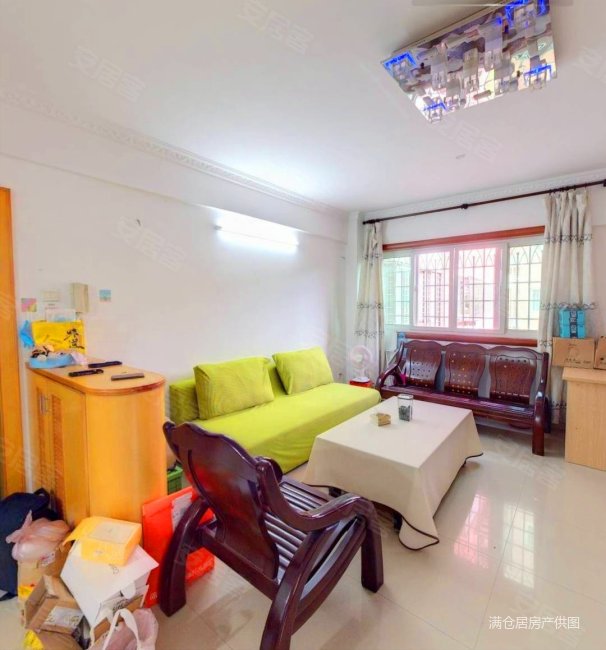 岛内地铁口正3房南北西三面采光, 楼层,有小区,精装修,新湖花园二手房