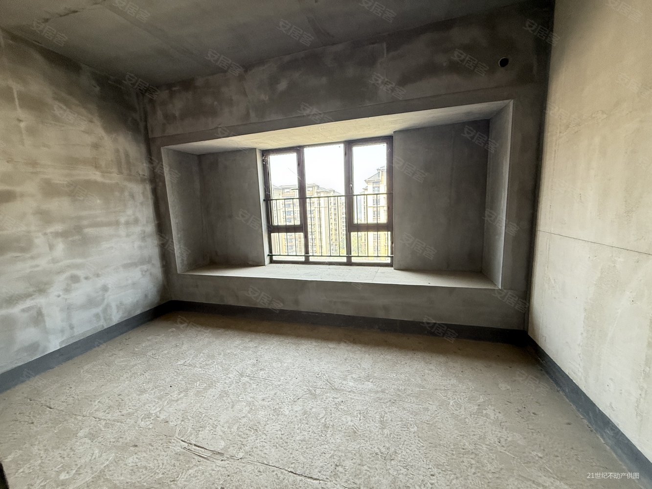 碧桂园磁湖半岛3室2厅2卫125㎡南北58万