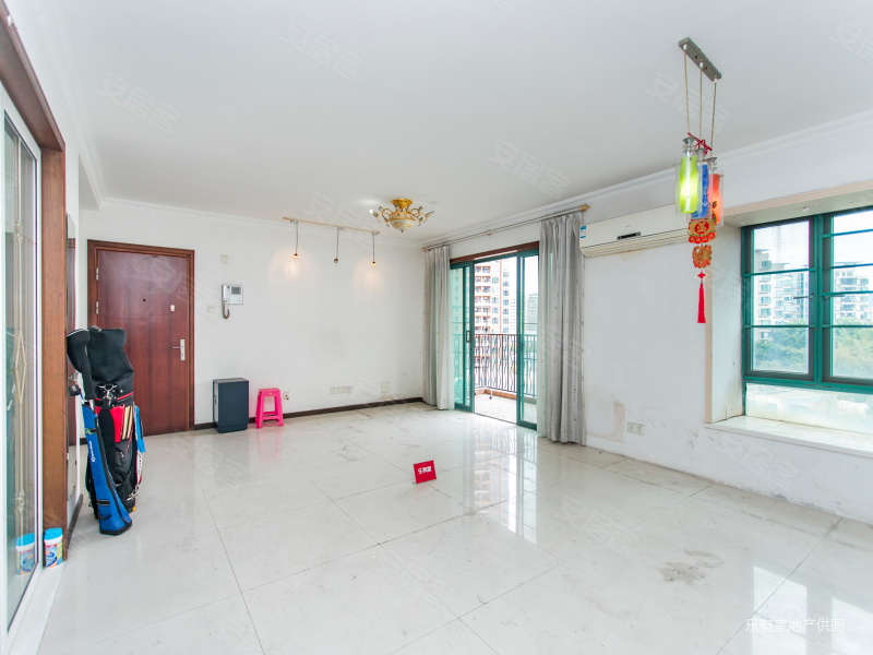 两站到福田花园社区顶层大复式套内实用率高看房方便