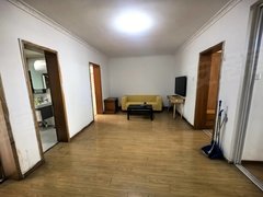 南通崇川城东幼儿园 泰科电子旁滨河东城 精装三房 看房随时出租房源真实图片