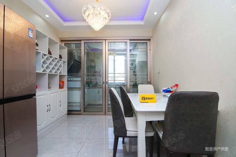 兰溪体育公园旁丨婚房三室丨直降15w丨拎包入住丨用钱急售,德和园二手