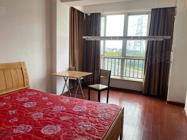 无锡锡山安镇紫金公寓紫金新城一室一厅1400 有钥匙 可随时看出租房源