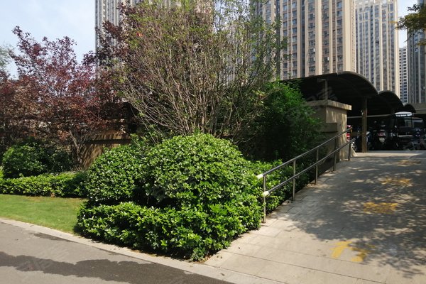 康桥九溪郡(二期),双湖大道,近郑新快速路-郑州康桥九溪郡(二期)二手