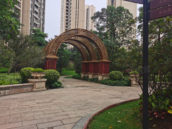 广州增城新塘保利东江首府房源采光好,南北通透,业主诚意出出租房源