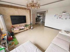 丹东东港桥南芳清园三室一厅   精装修  出租   1800一个月出租房源真实图片