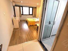 青岛黄岛保税区套一底价999！地铁口，拎包住！青理工，青职学院，香江路利群出租房源真实图片