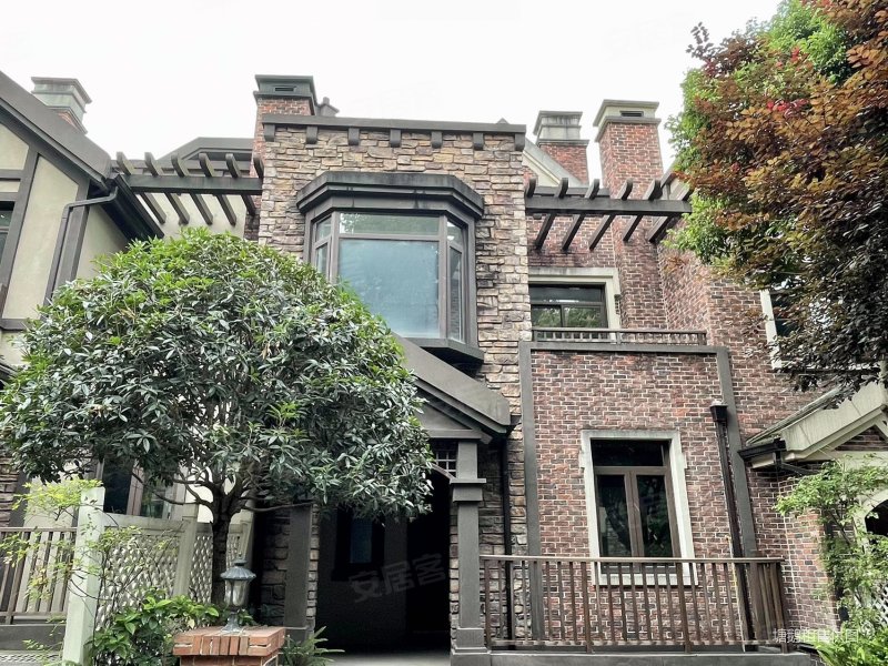 成都房产网>成都二手房>新津二手房>新津城区二手房>龙湖悠山郡花屿台