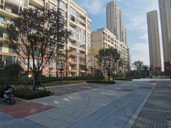 无锡惠山堰桥悦湖花园(小顾到家)悦湖花园 3室2厅1卫精装全配随时看房