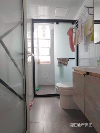 交通便捷商圈成熟正规商品房得房好电梯房中间楼层