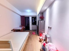 深圳福田华强北华强北好停车 次新小区 精装修家私齐全出租出租房源真实图片