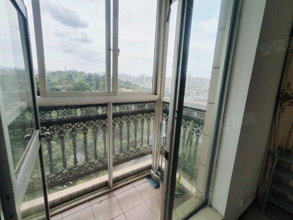 可短租月付 滨江大厦 红会医院 交三桥 家具齐全,五华租房-昆明58安居