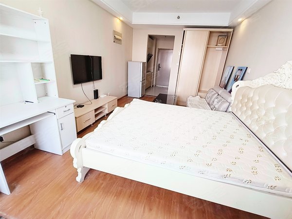 济南槐荫匡山片区恒生艾特公寓短租 长租均可 1100元 拎包可住 随时