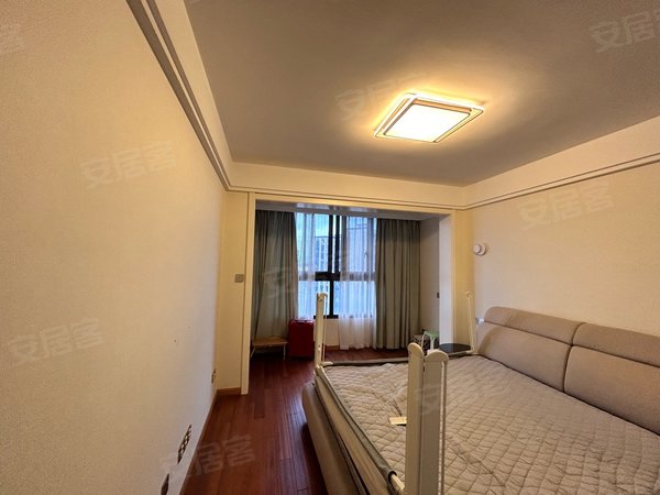 杭州临平乔司万泰城章华章名苑精装两室出租品牌家电临平地铁口华二