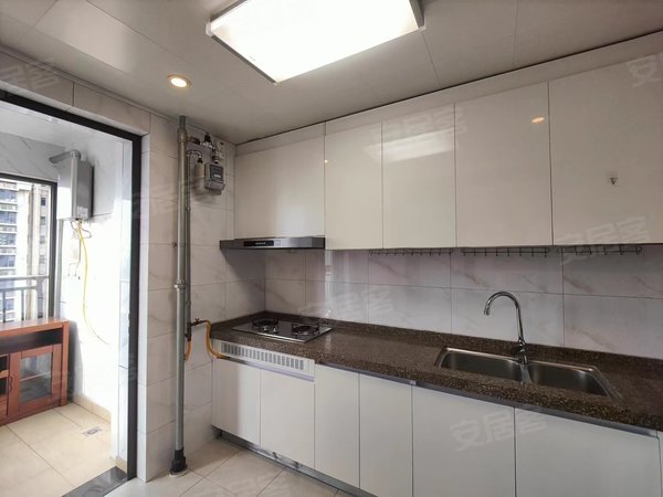 淄博张店理工大学恒大帝景新出!恒大帝景三室首租 精装家具家电齐全 拎包入住 押一付一出租房源真实图片