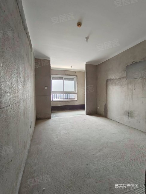 可以走一手钟吾壹号三室一卫56万可享受补贴顶楼看房有钥匙