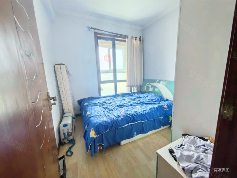 绿城西子公寓精装套二,南北通透边户中高好楼层