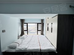 桂林临桂一院两馆复式公寓精装修，两台空调，家具家电齐全出租房源真实图片