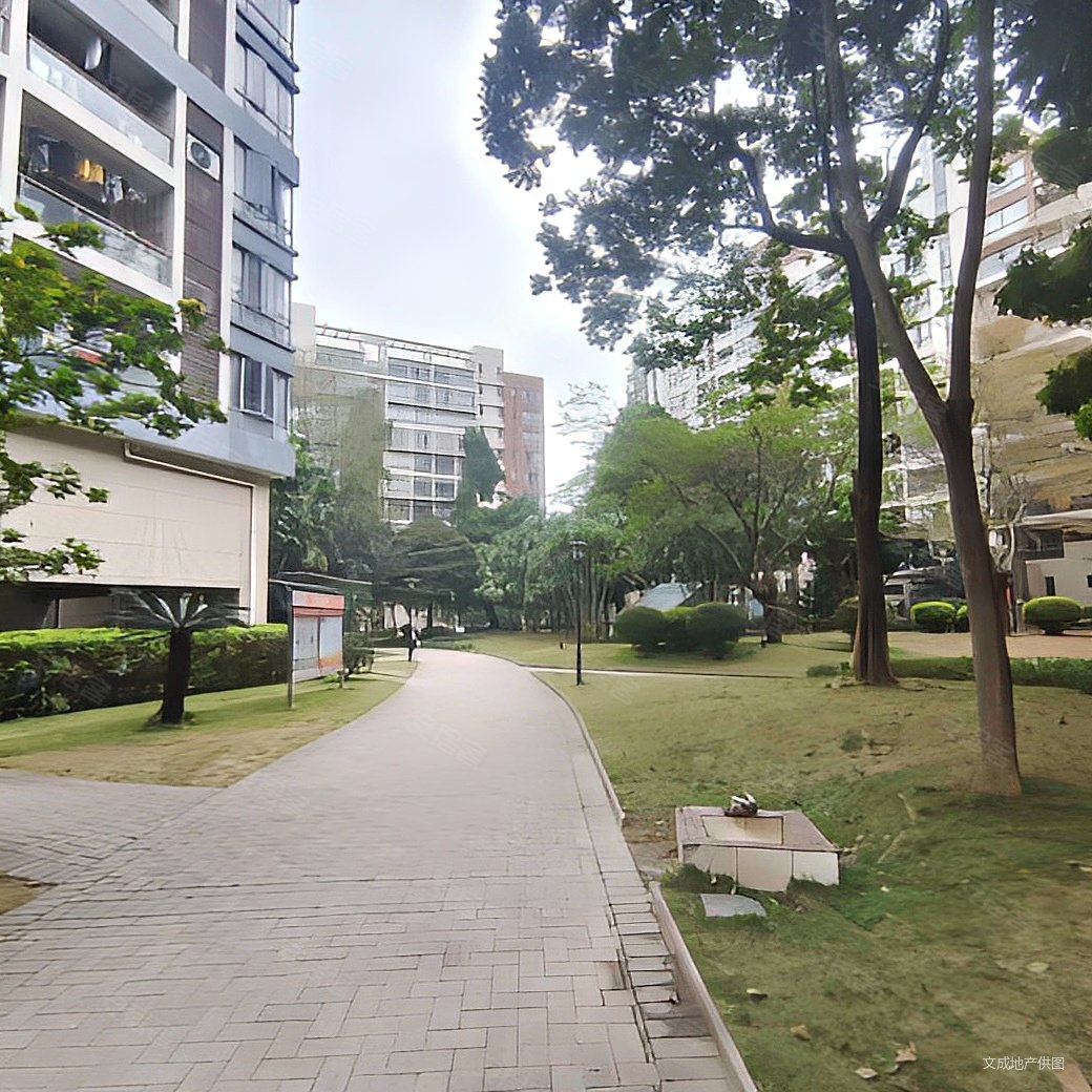 南城车站旁丰盛名苑高层朝南精装三房业主自住保养好